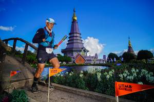 BIB: 5613, 
                            <button type="button" onclick="openModal(19235518)" class="btn btn-primary btn-sm float-right btn-popup" data-toggle="modal" data-target=".modal-high-quality">
                        <i class="fas fa-shopping-cart"></i> Add to Cart
                    </button>
                                            <button type="button" onclick="isThisMe(19235518, true)" class="btn btn-success btn-sm float-right btn-popup btn-isme hidden" data-toggle="tooltip" data-placement="bottom" title="นี่คือรูปของคุณใช่ไหม คลิกที่นี่เพื่อเอาเข้าอัลบั้ม">
                        <i class="fas fa-plus"></i> Add to album
                    </button>
                    <button type="button" onclick="isThisMe(19235518, false)" class="btn btn-warning btn-sm float-right btn-popup btn-isnotme hidden">
                        <i class="fas fa-ban"></i> Remove from album
                    </button>